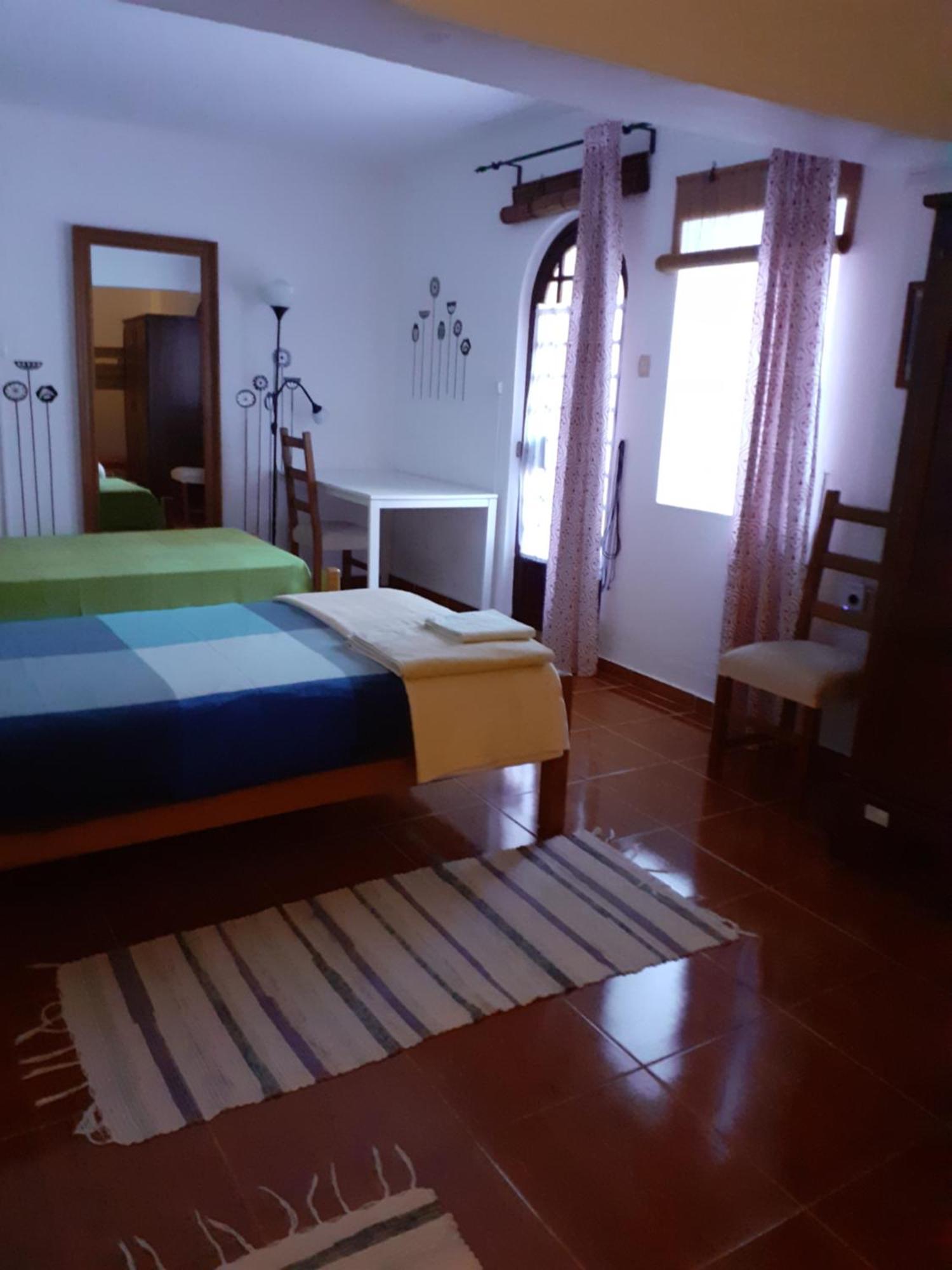 Casa Da Tauria Hotel Atouguia Da Baleia Eksteriør billede
